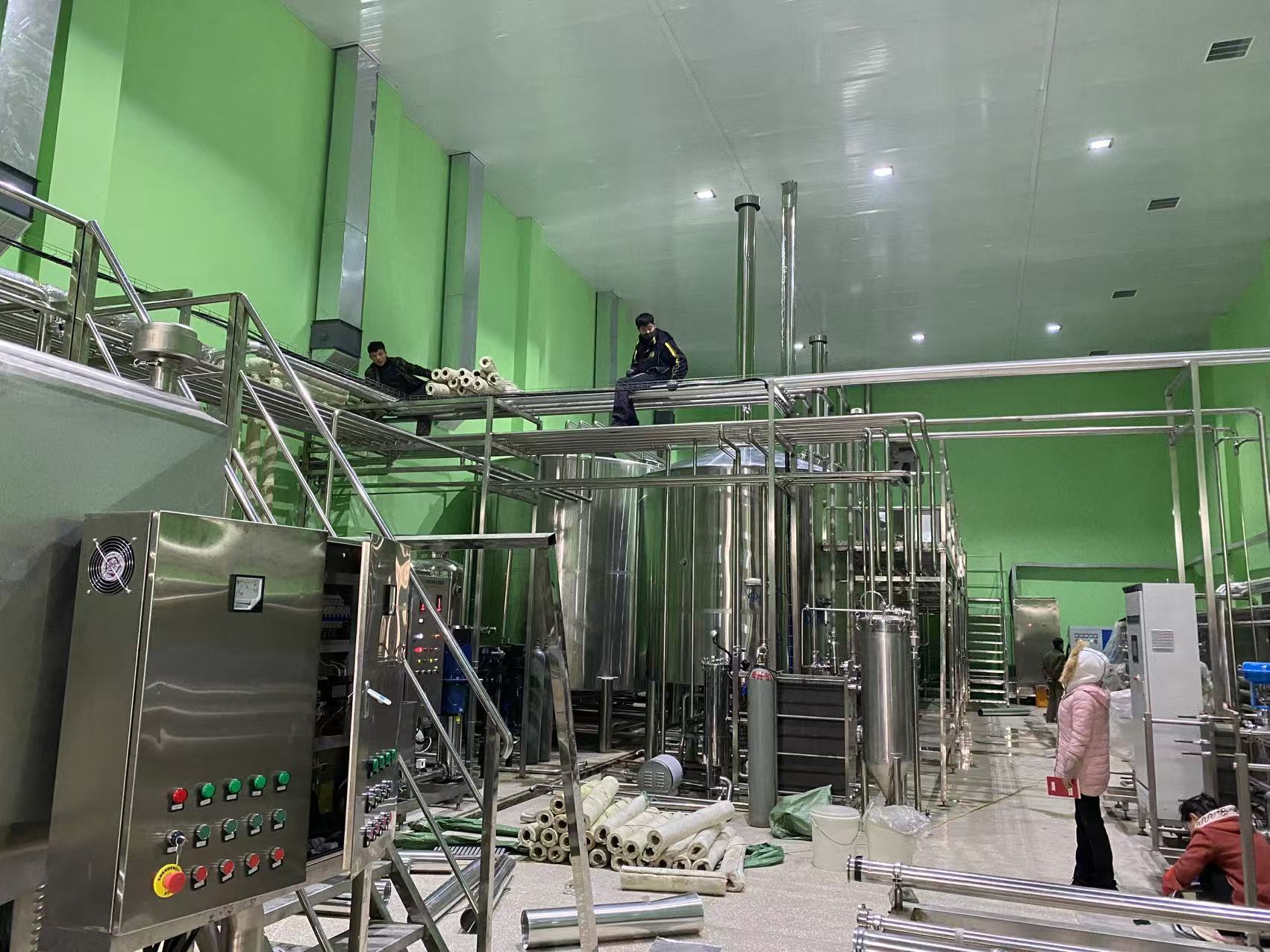 坡头镇精酿啤酒设备厂—精酿啤酒设备制造:传承工艺与创新科技的交融